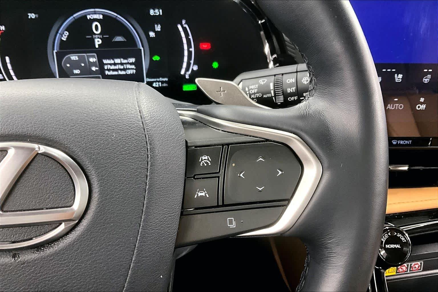 2025 Lexus NX Hybrid 350h - Photo 24