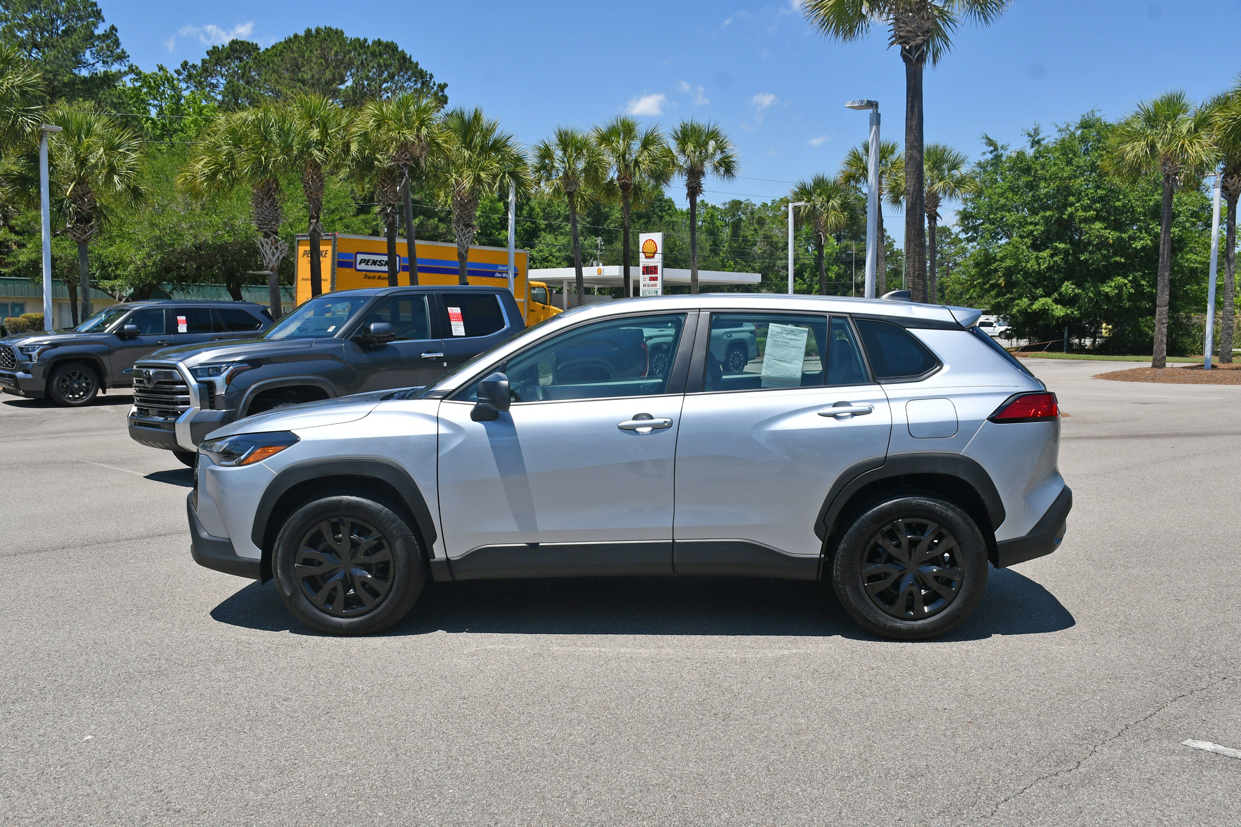 Used 2024 Silver Toyota L image 5