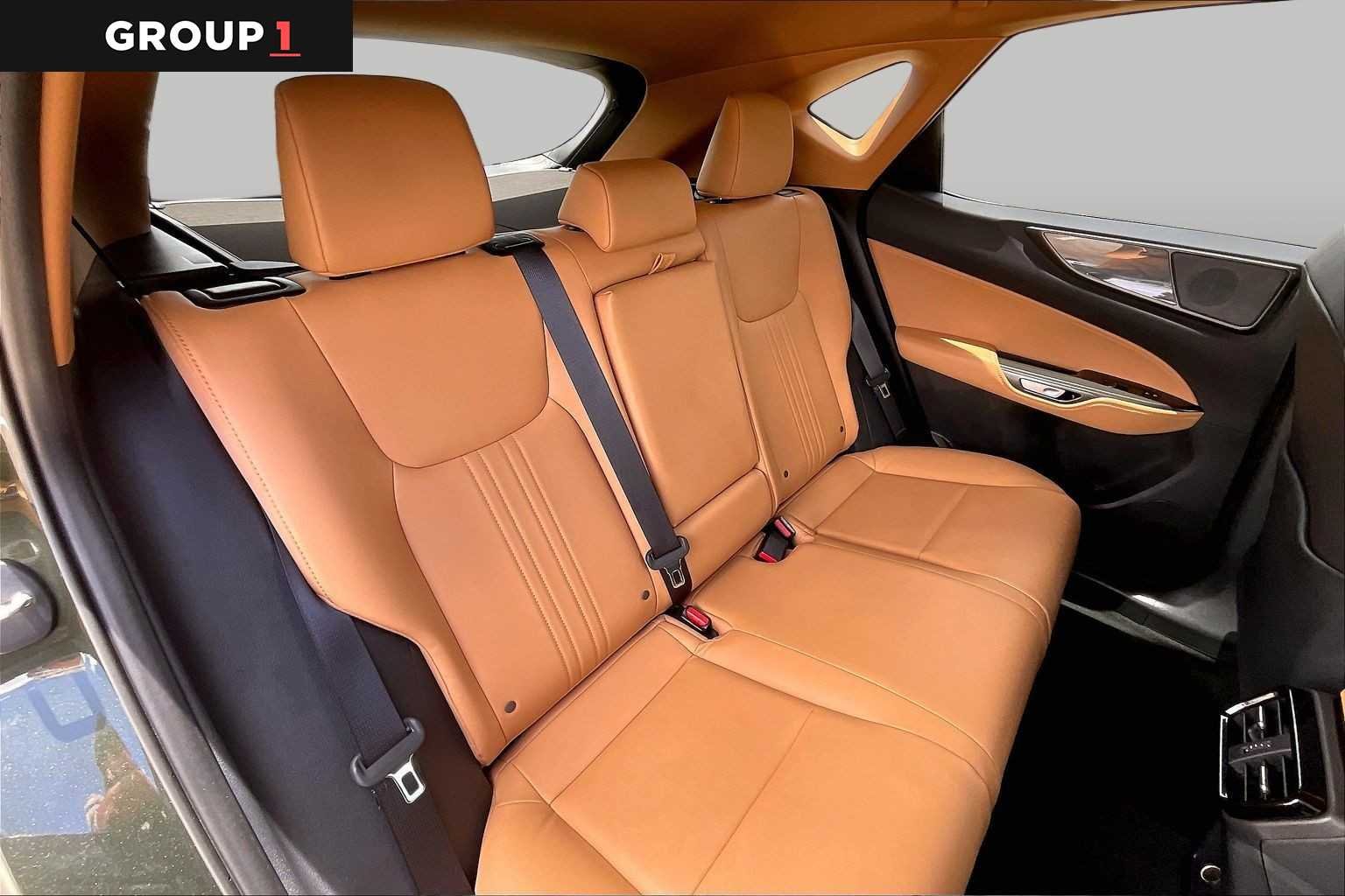 Certified Used 2025 Nori Green Pearl Lexus Premium image 17