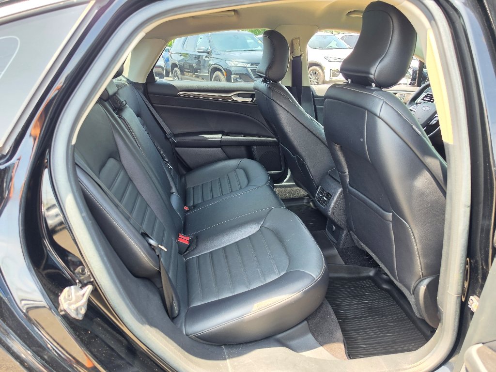 Certified Used 2017 Shadow Black Ford SE image 28