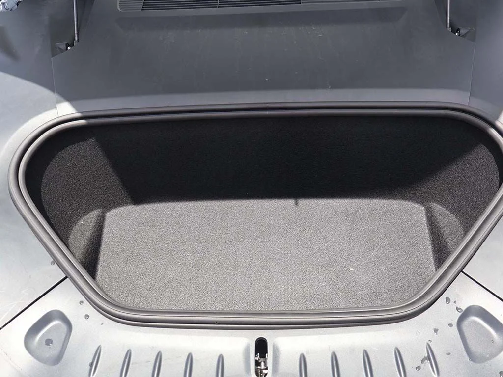 Used 2023 White Tesla Standard Range image 24