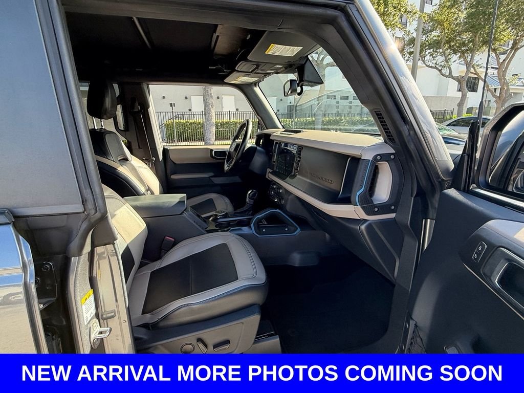 Used 2022 Gray Ford Wildtrak image 17