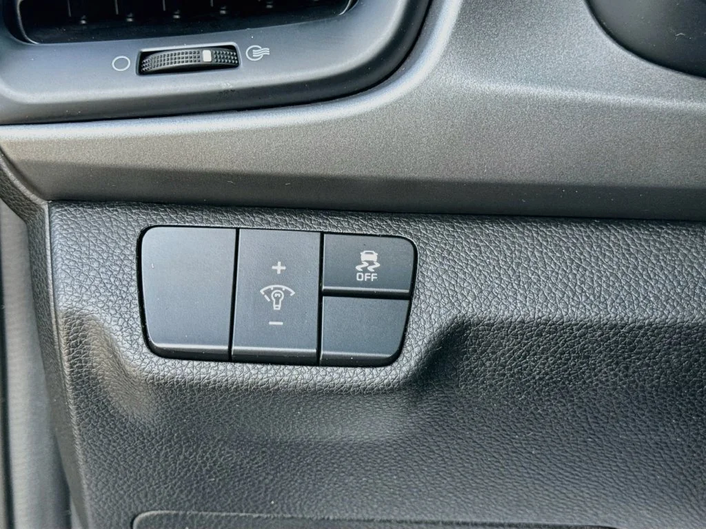 Used 2019 Gray Kia S image 10