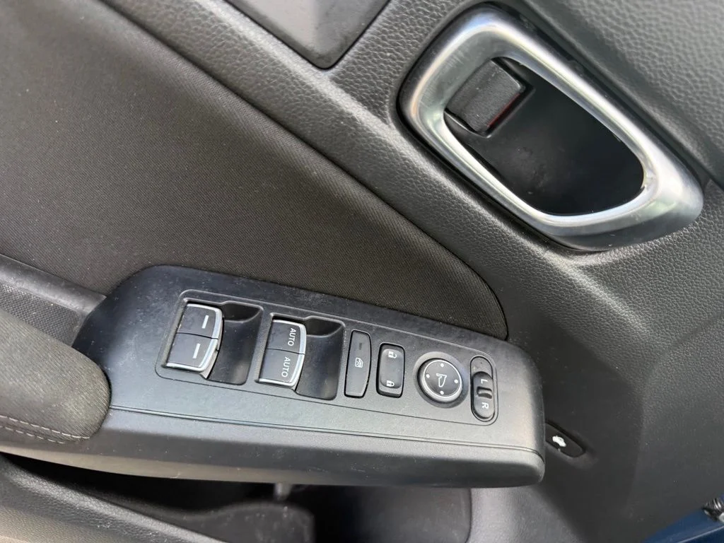 Used 2025 Blue Honda Sport image 6
