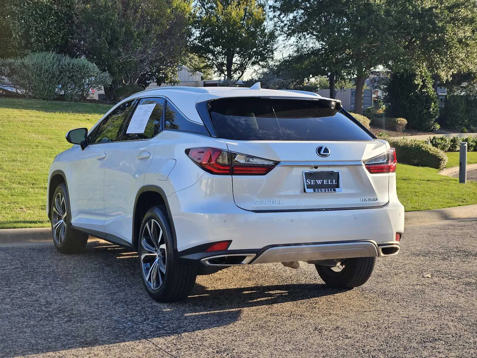 Certified Used 2022 EMINENT WHITE PEARL Lexus  image 3