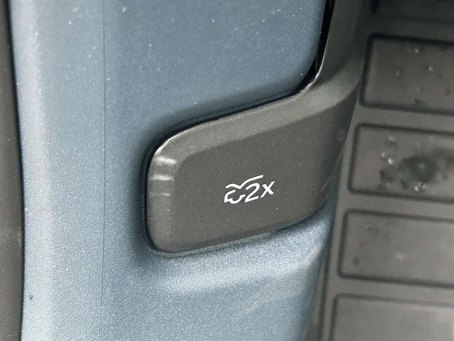 New 2026 Oxford White Ford XLT image 14