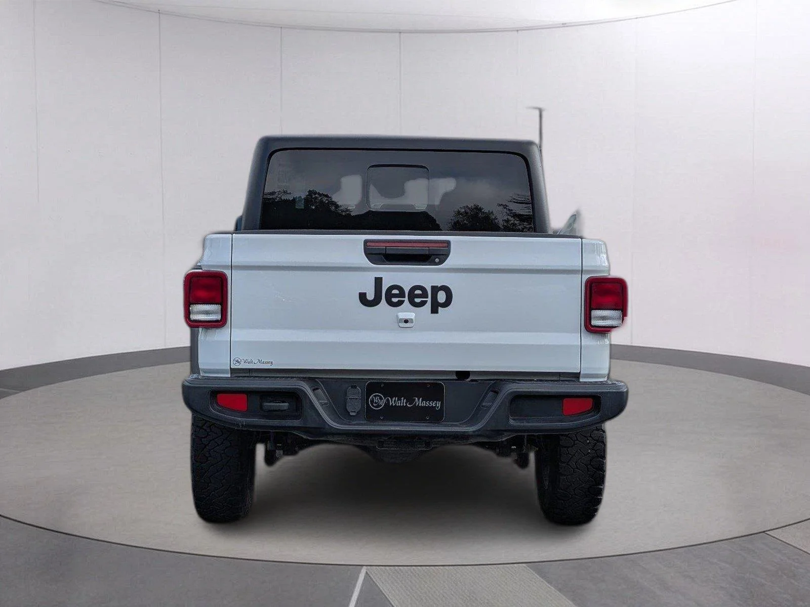 Used 2025 Bright White Clearcoat Jeep Sport S image 4