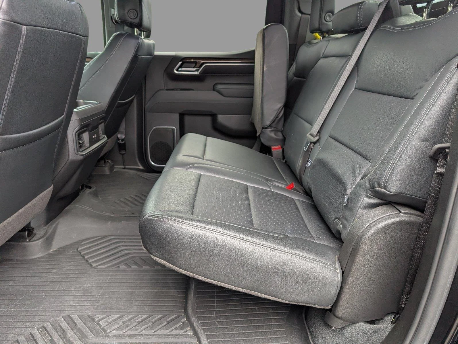 Used 2026 Black Chevrolet RST image 34