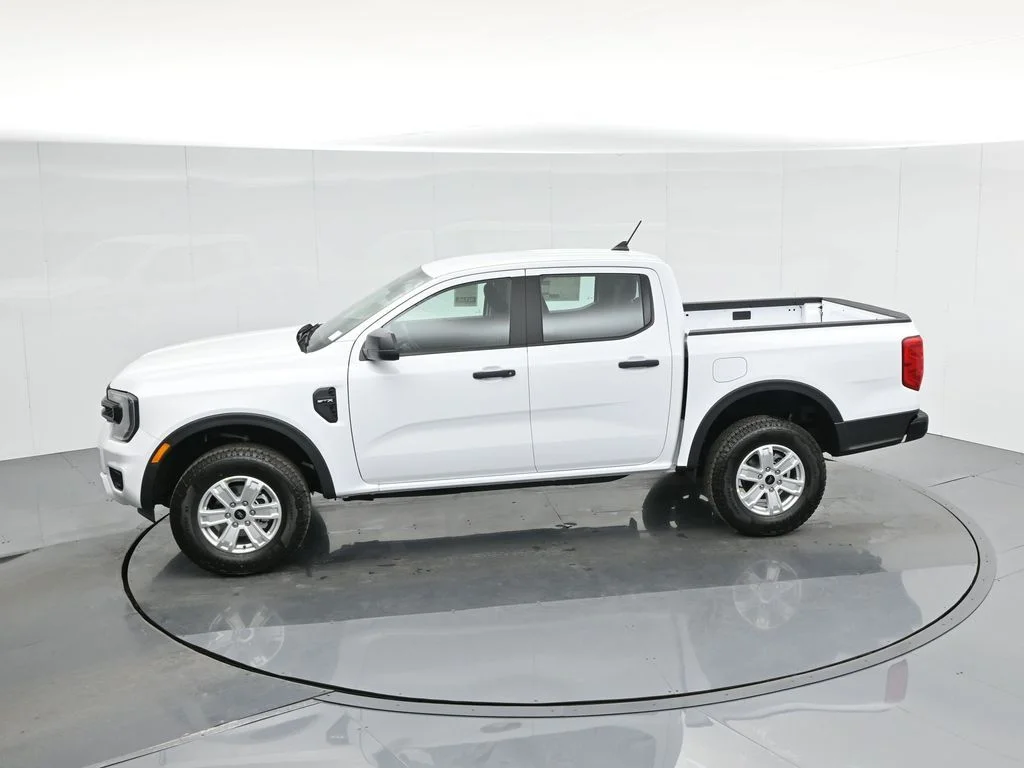 New 2025 White Ford XL image 40