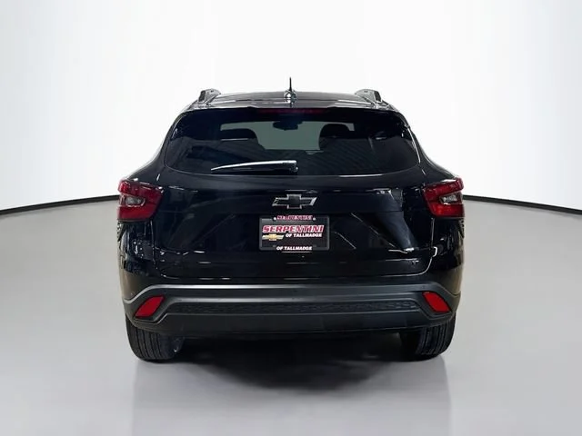 2026 Chevrolet Trax LT - Photo 9