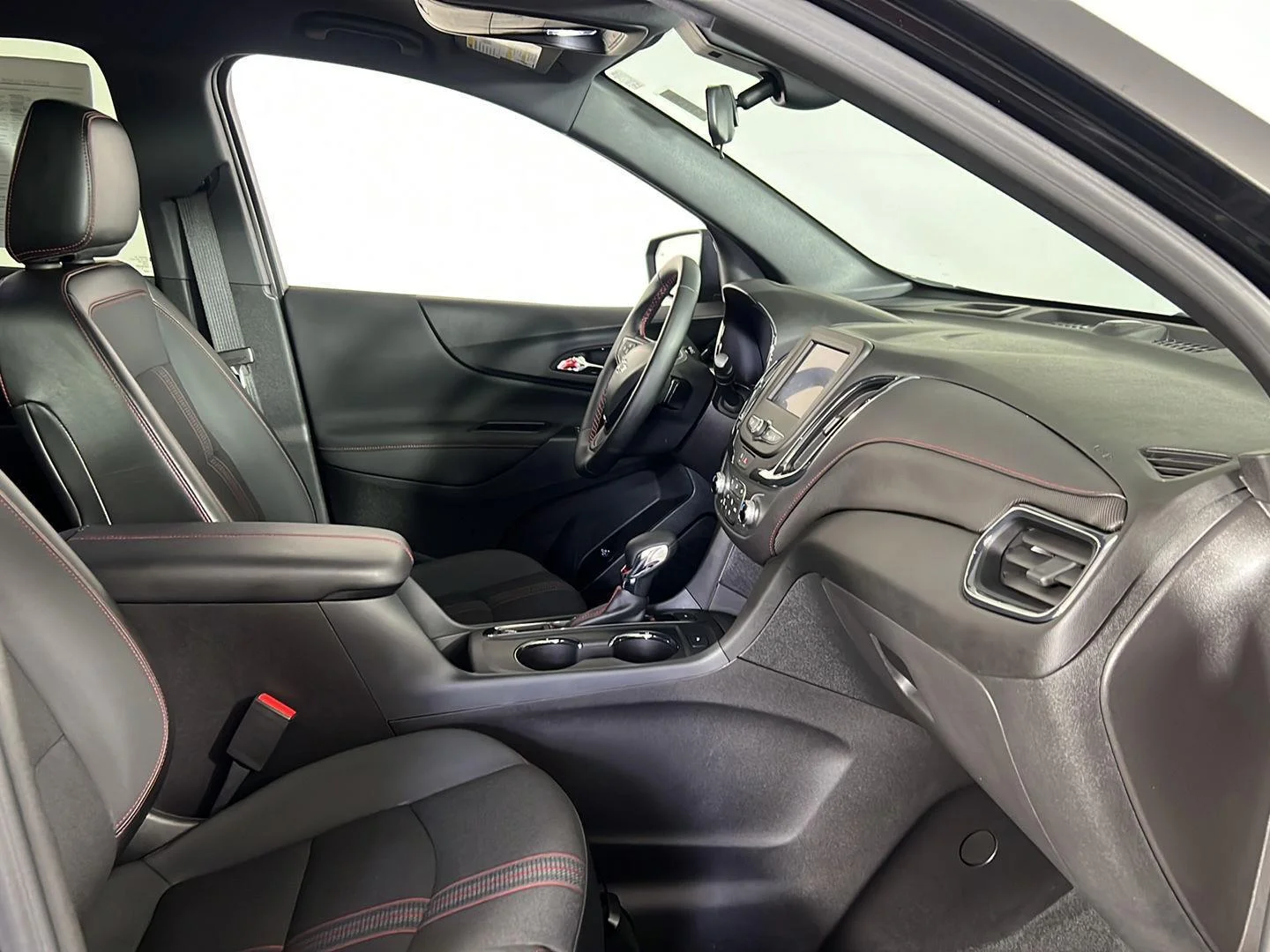 Used 2024 Mosaic Black Metallic Chevrolet RS image 24