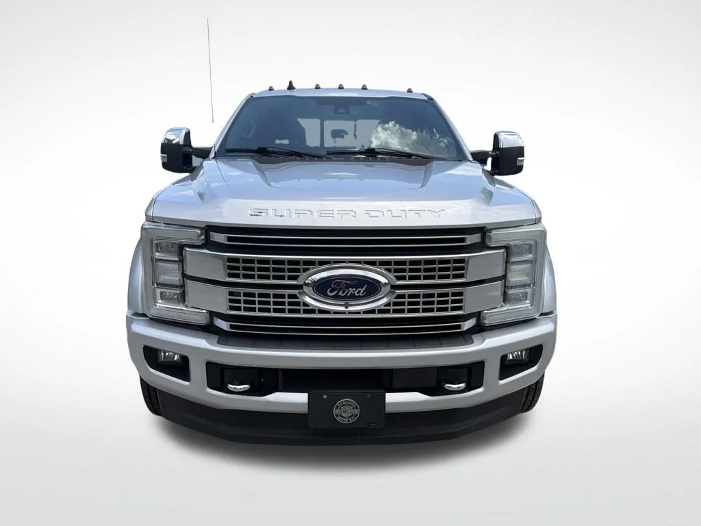 Used 2019 Ingot Silver Ford Platinum image 3