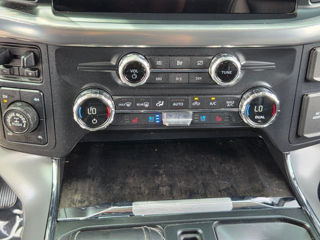 Used 2021 Silver Ford Lariat image 17