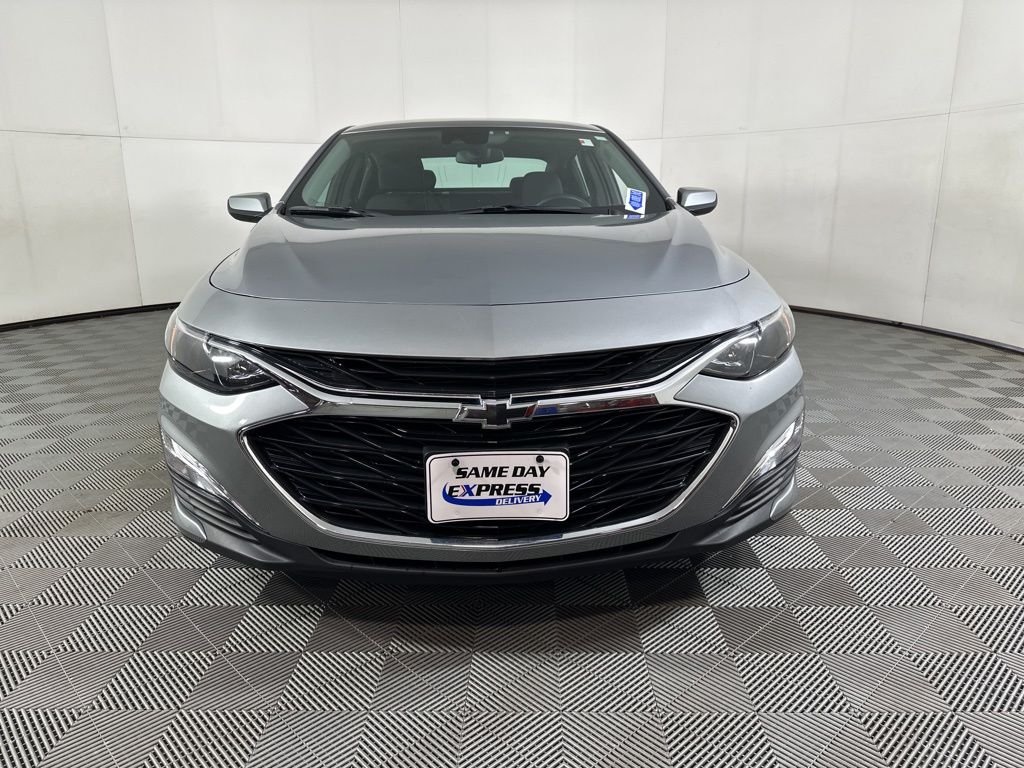 Used 2024 Gray Chevrolet RS image 26