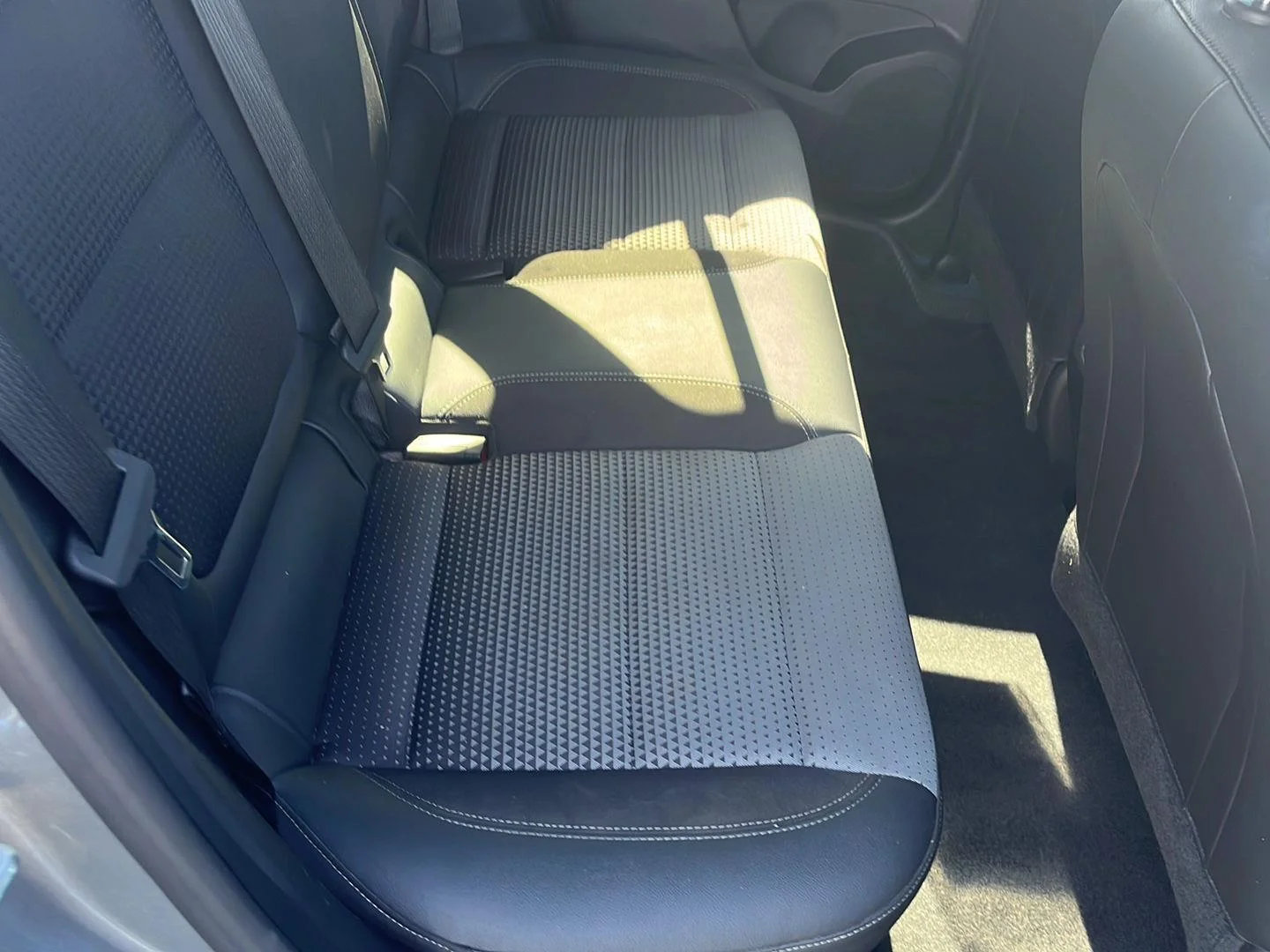 Used 2025 Sterling Gray Metallic Chevrolet LT image 25