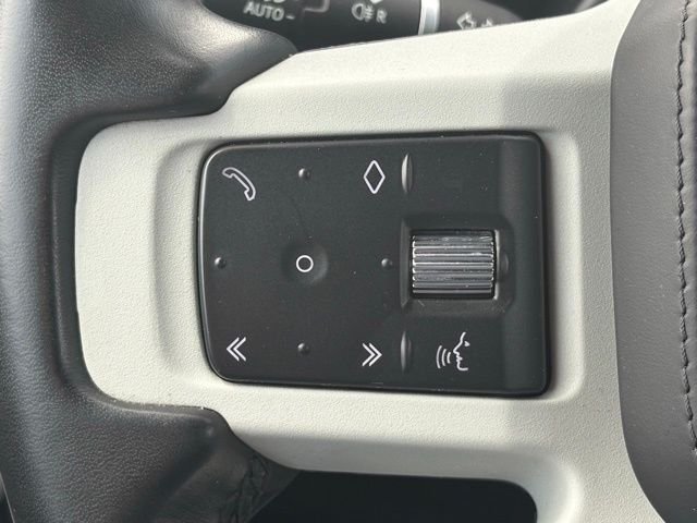 Certified Used 2023 Silver Land Rover X-Dynamic SE image 17