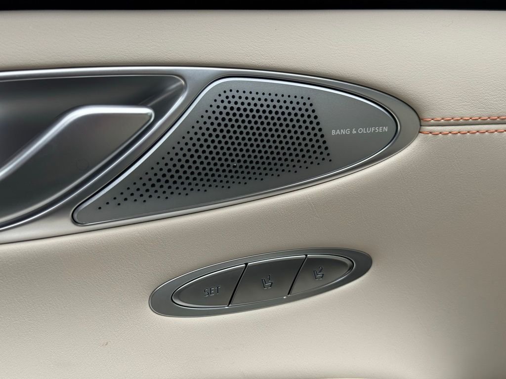 2026 GENESIS GV70 Sport Prestige - Photo 9