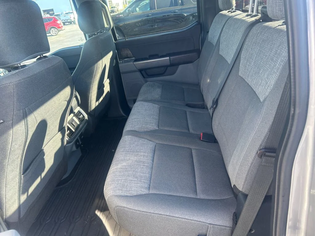 Used 2021 Silver Ford XLT image 20