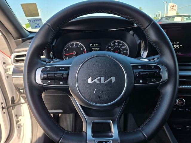 Used 2024 White Kia GT image 20