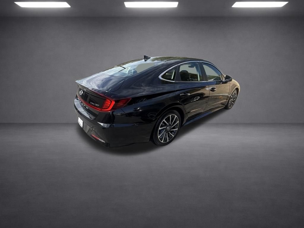 Used 2020 Black Hyundai Limited image 20