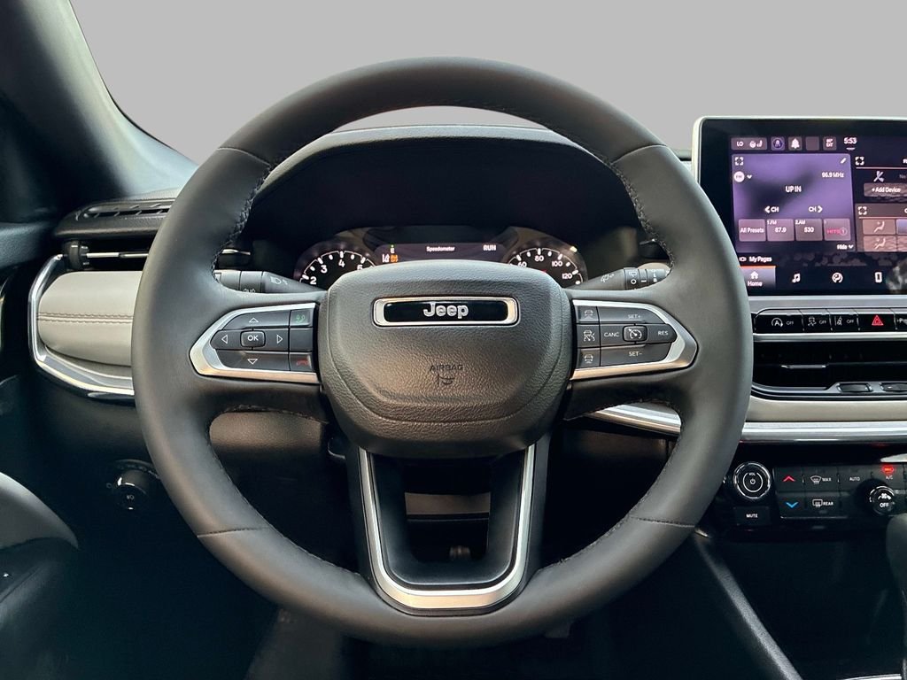 Used 2023 Gray Jeep Limited image 18