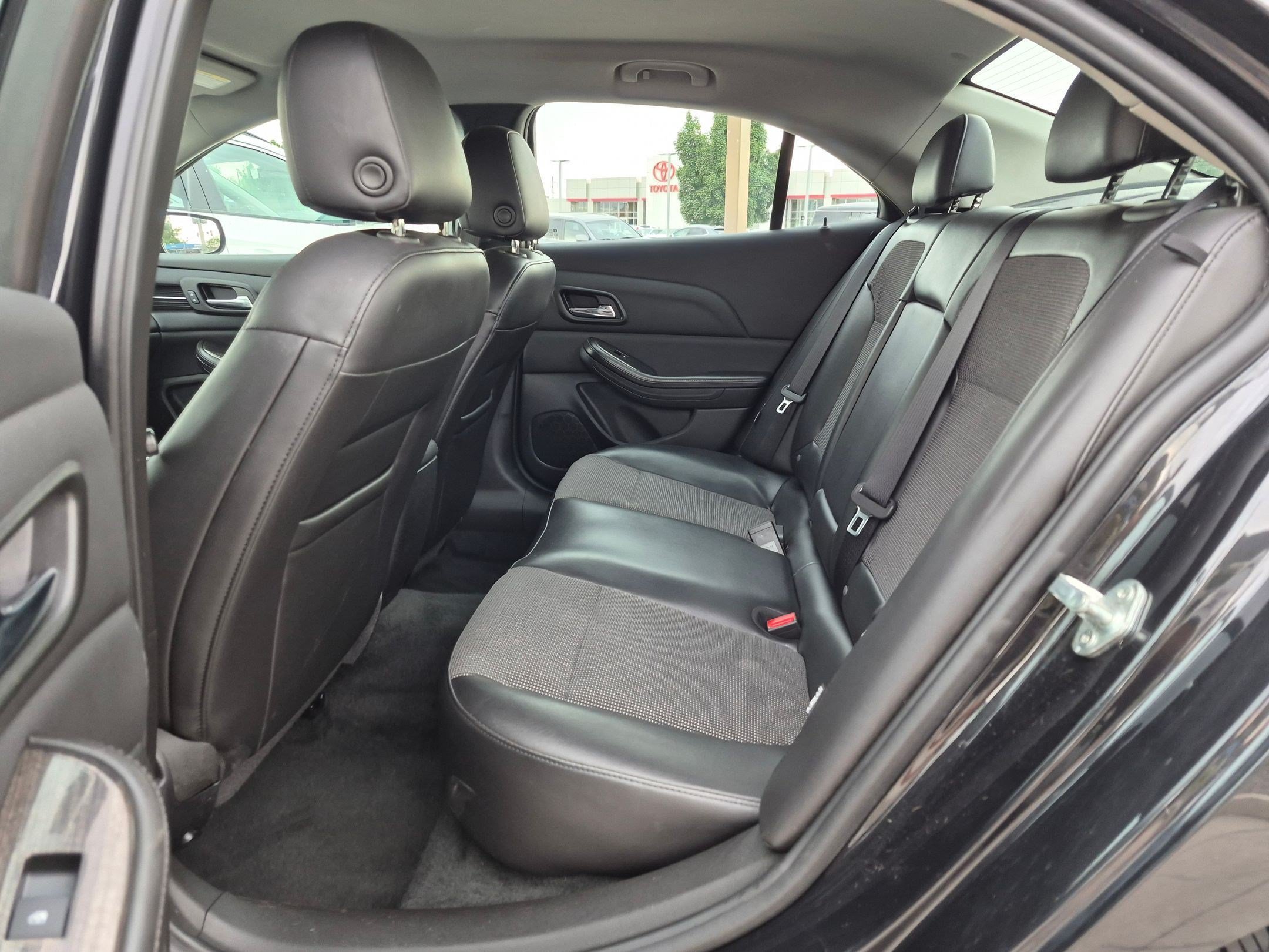 Used 2015 Black Granite Metallic Chevrolet LT image 24
