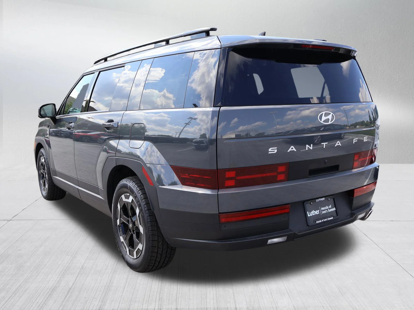 Used 2025 Ecotronic Gray Hyundai SEL image 5
