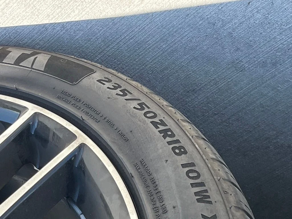 Used 2023 Gray Ford EcoBoost Premium image 10