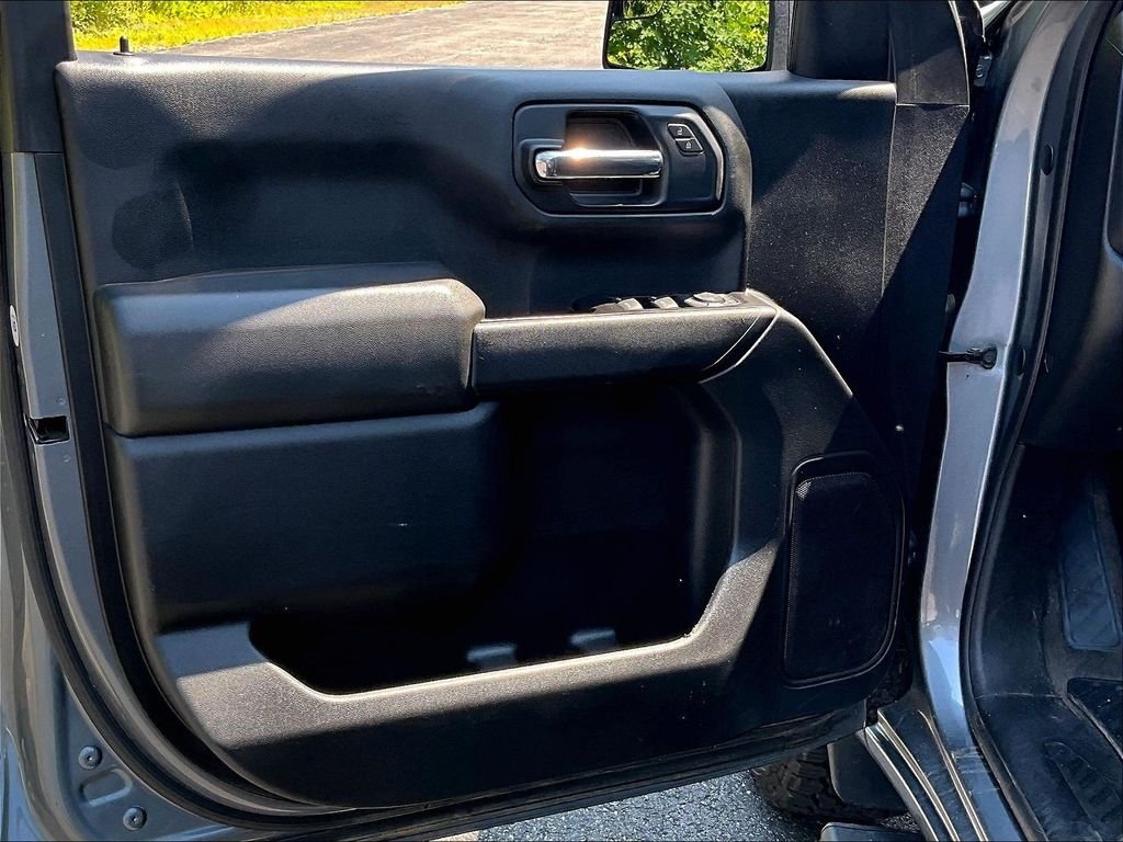 Used 2019 Gray Chevrolet Custom Trail Boss image 9