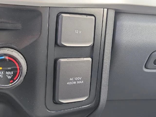 New 2025 Oxford White Ford XL image 27