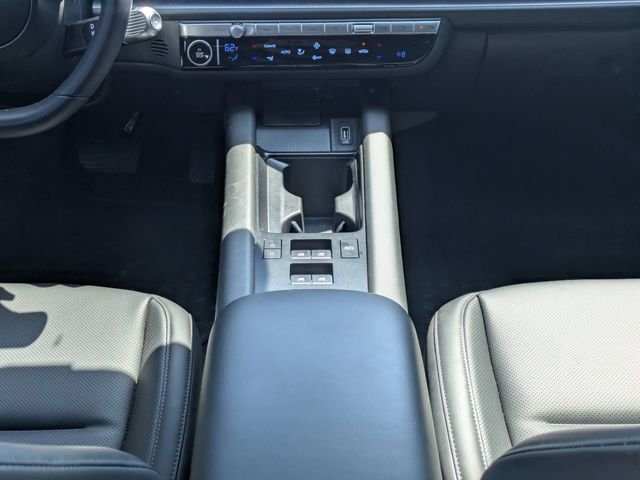 Used 2024 Red Hyundai SEL image 18