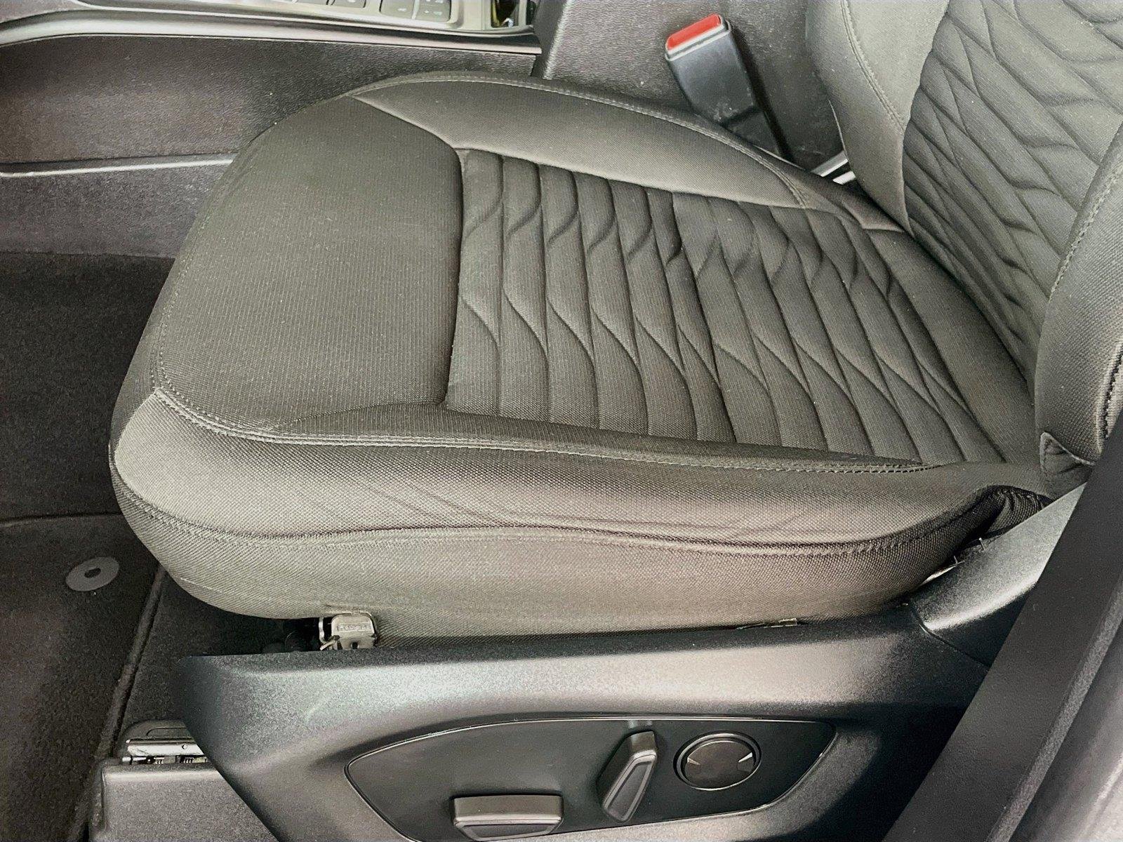 Used 2021 Iconic Silver Ford XLT image 22