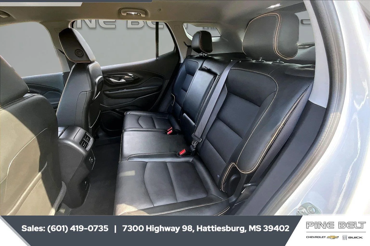 Used 2024 Summit White GMC AT4 image 19
