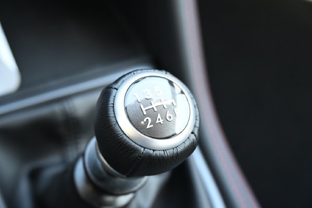 New 2026 Ceramic White Subaru Premium image 22