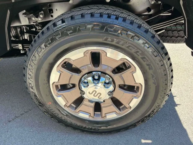 New 2027 Star White Metallic Tri-Coat Ford F-350® King Ranch® image 12