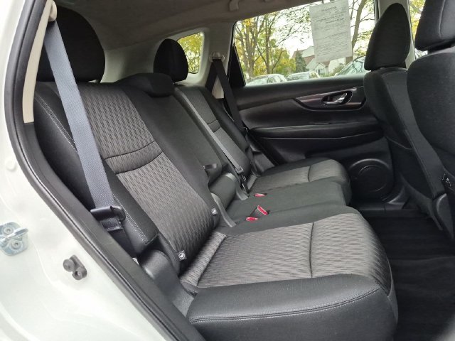Used 2017 White Nissan SV image 31