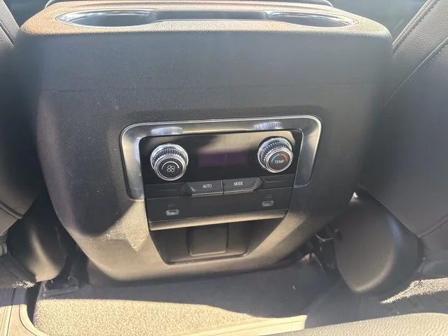 Used 2022 White GMC SLE image 6