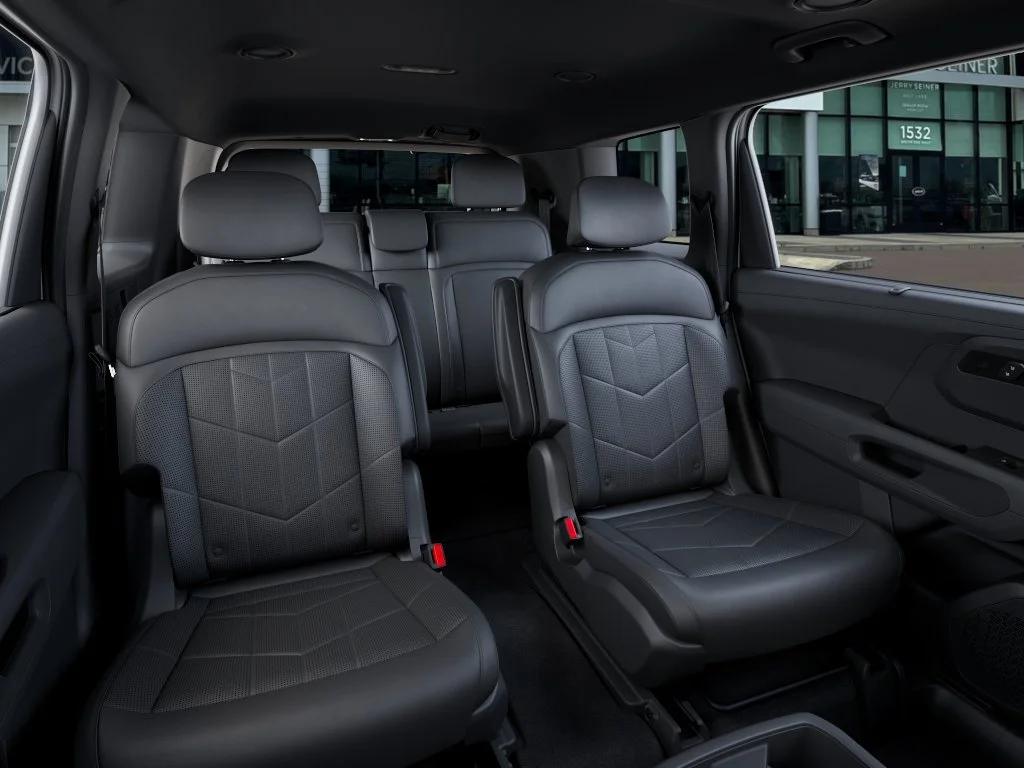 New 2027 Glacial White Pearl Kia X-Line EX image 16