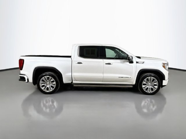Used 2022 WHITE FROST TRICOAT GMC Denali image 15