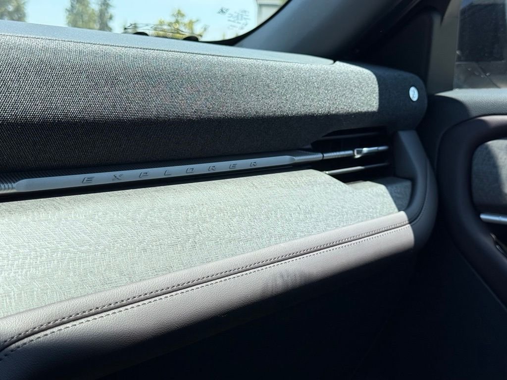 New 2026 Carbonized Gray Metallic Ford Platinum™ image 9