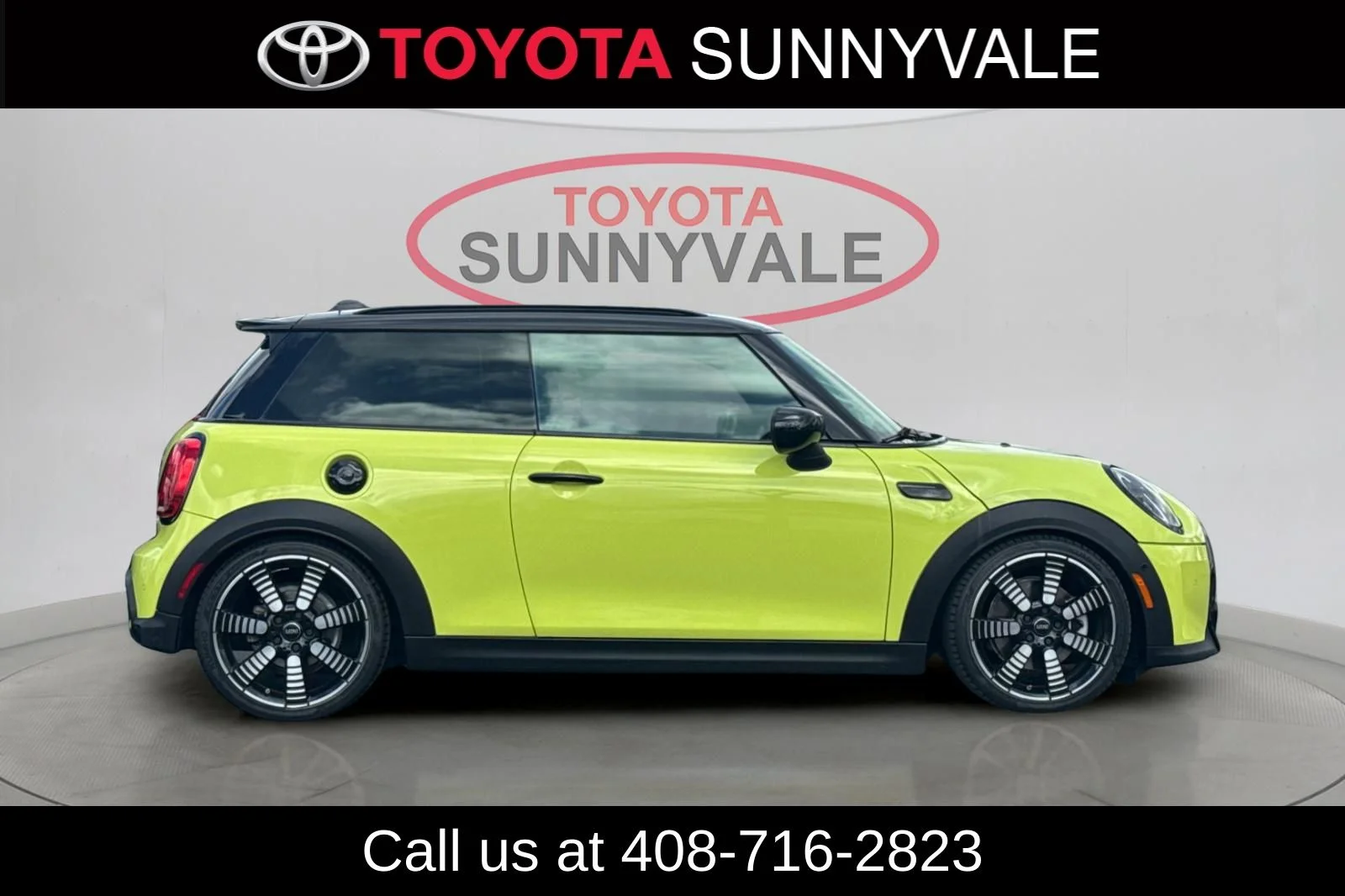 Used 2023 Yellow MINI Iconic image 9