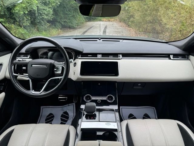 Certified Used 2023 Eiger Gray Metallic Land Rover R-Dynamic S image 21
