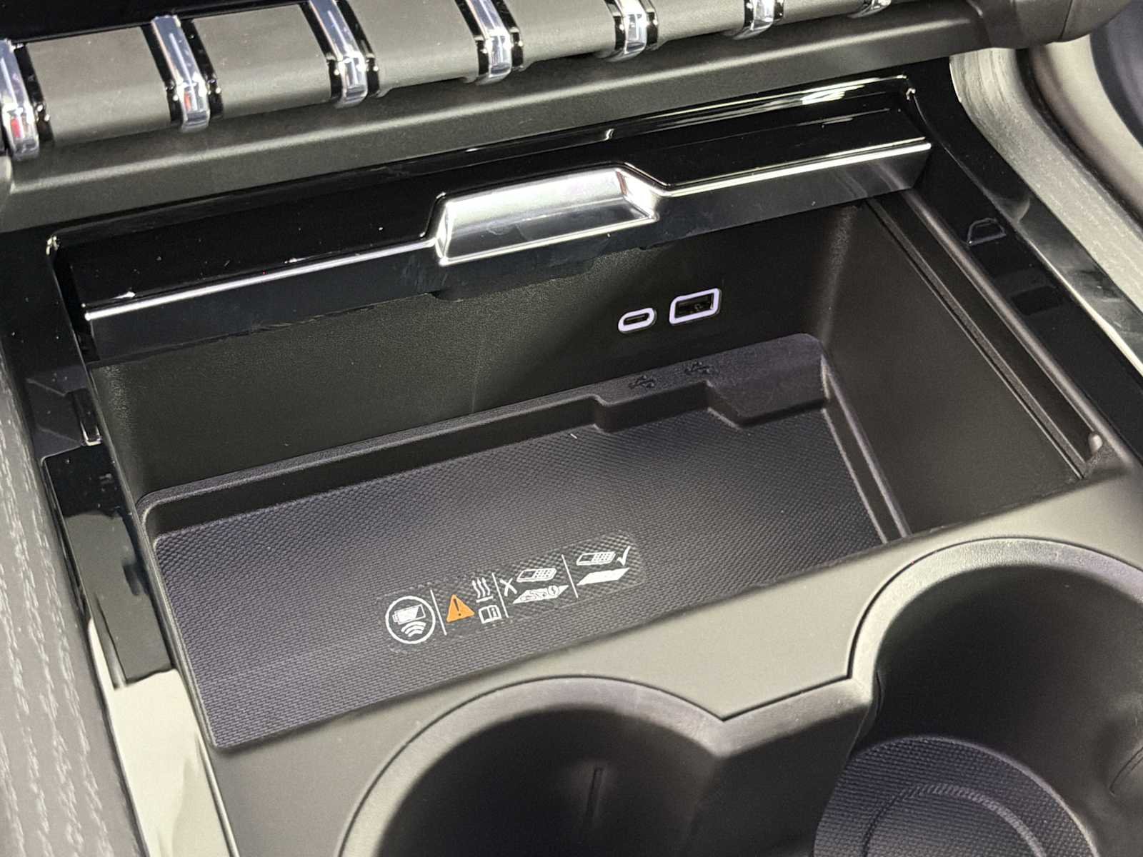 New 2026 Onyx Black GMC AT4 Ultimate image 35