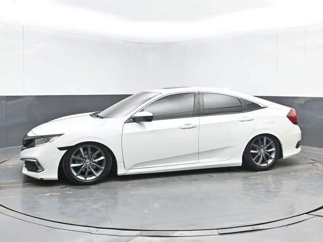 Used 2019 White Honda EX image 5