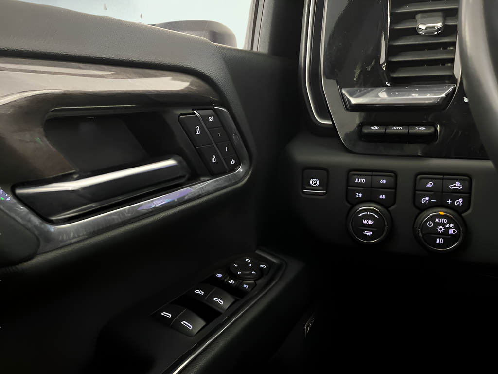 2024 Chevrolet Silverado 2500HD LTZ - Photo 21