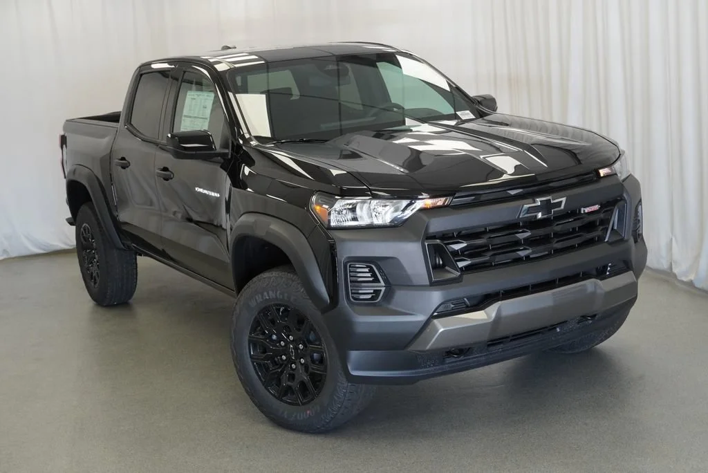 New 2026 Black Chevrolet Trail Boss image 34
