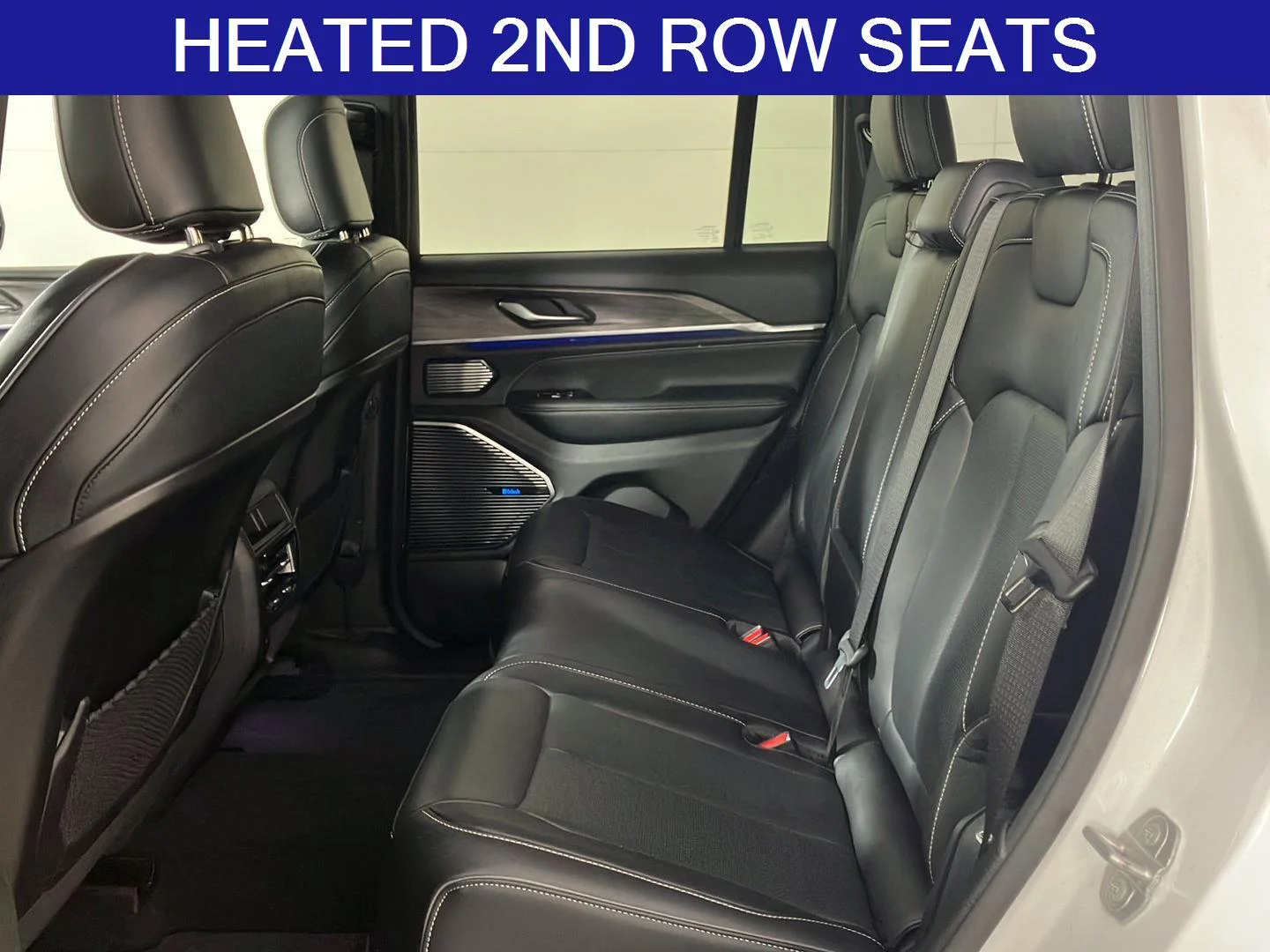 Used 2022 Bright White Clearcoat Jeep Overland image 11