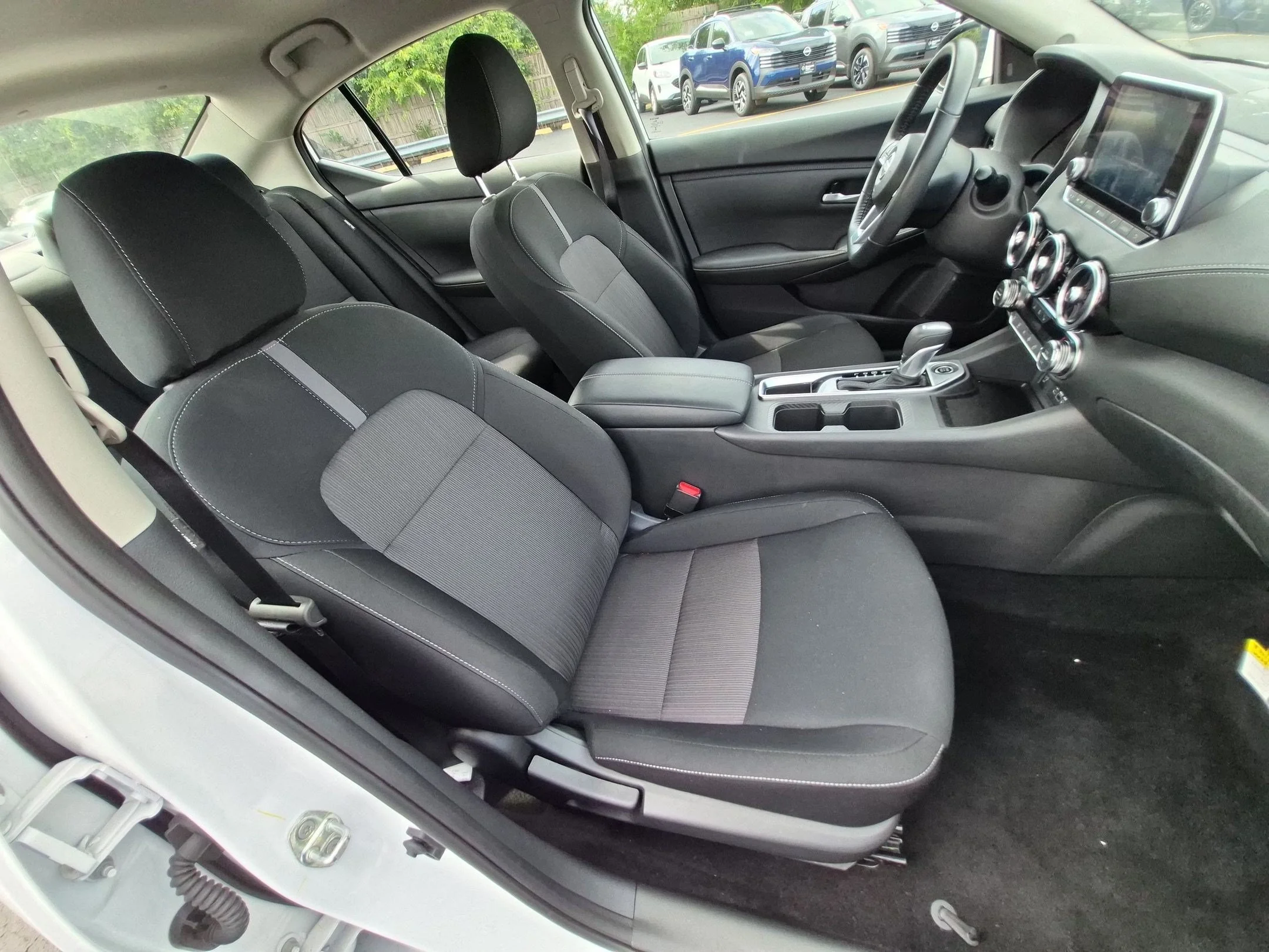 Used 2025 Fresh Powder Nissan SV image 27