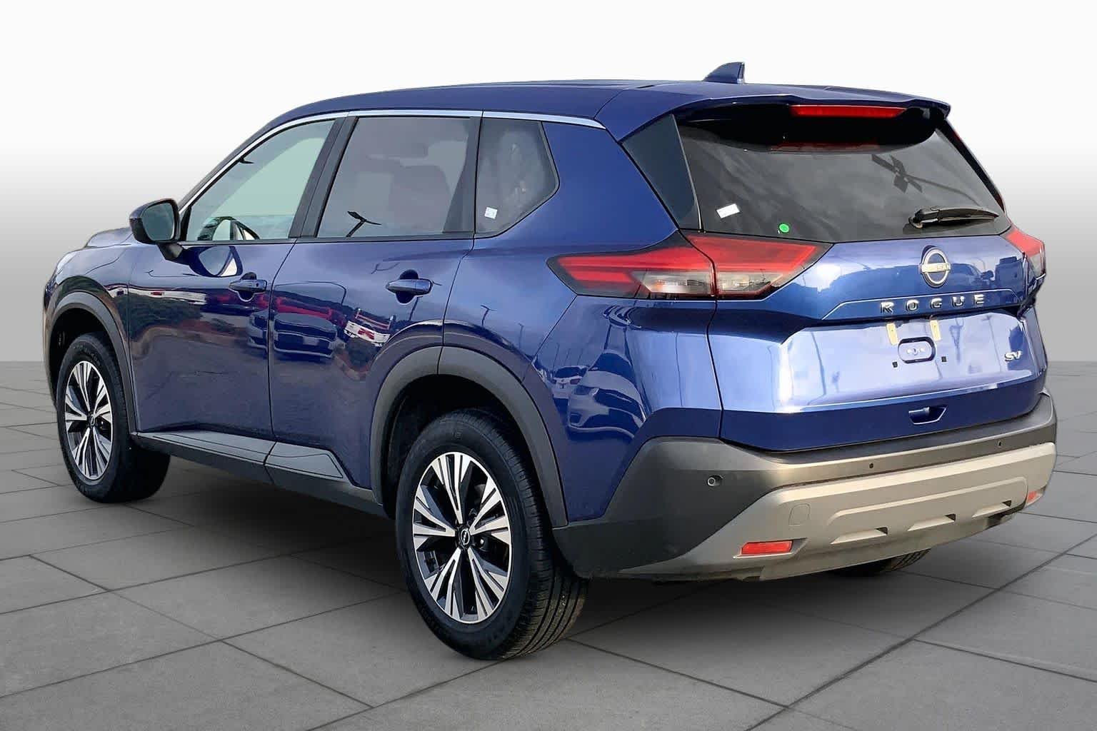 Used 2023 Caspian Blue Metallic Nissan SV image 11