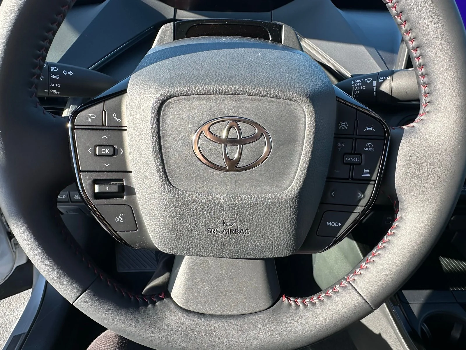 2026 Toyota Prius Plug-in Hybrid XSE Premium - Photo 12